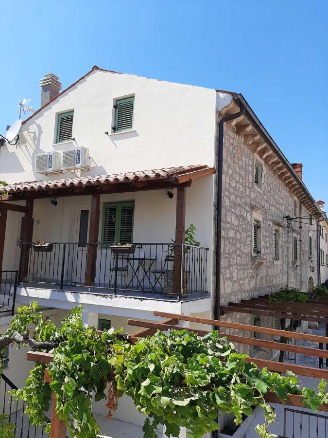 Casa Nonna Tereza Apartment Premantura Exterior photo